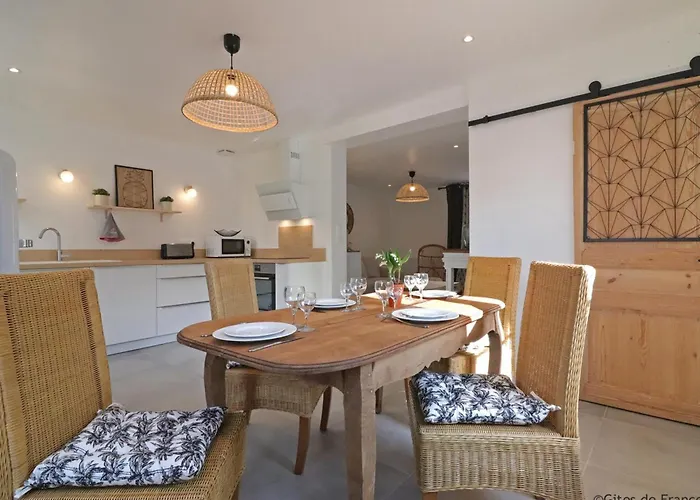 Maison Lumineuse Au Coeur Du Sap, Jardin Et Jeux Pour Enfants - Fr-1-497-146