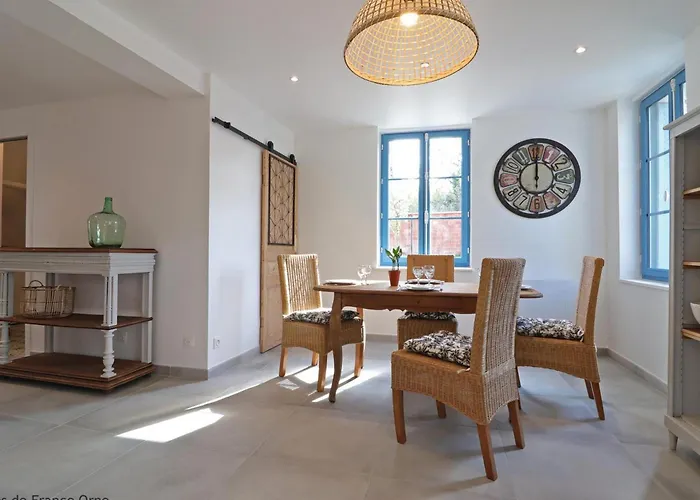 Maison Lumineuse Au Coeur Du Sap, Jardin Et Jeux Pour Enfants - Fr-1-497-146